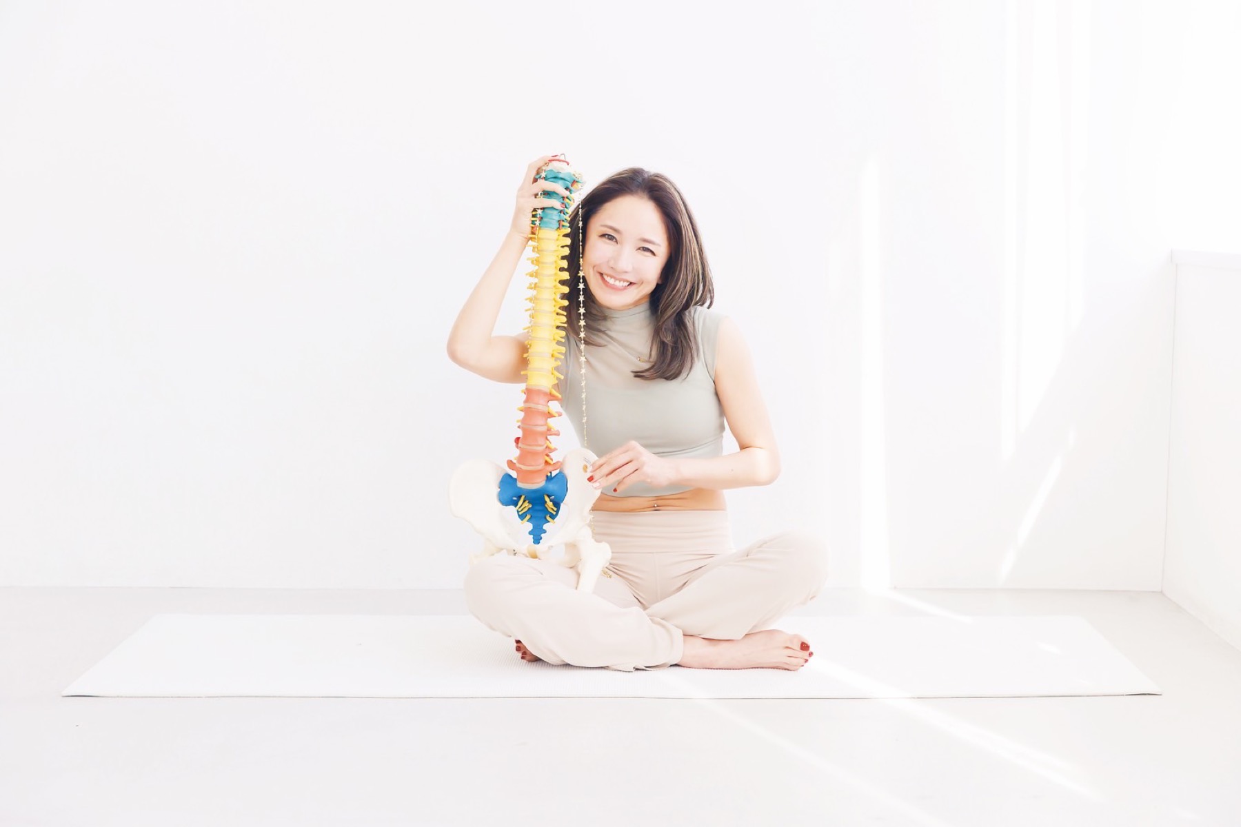 骨盤マニアKAO 落合薫